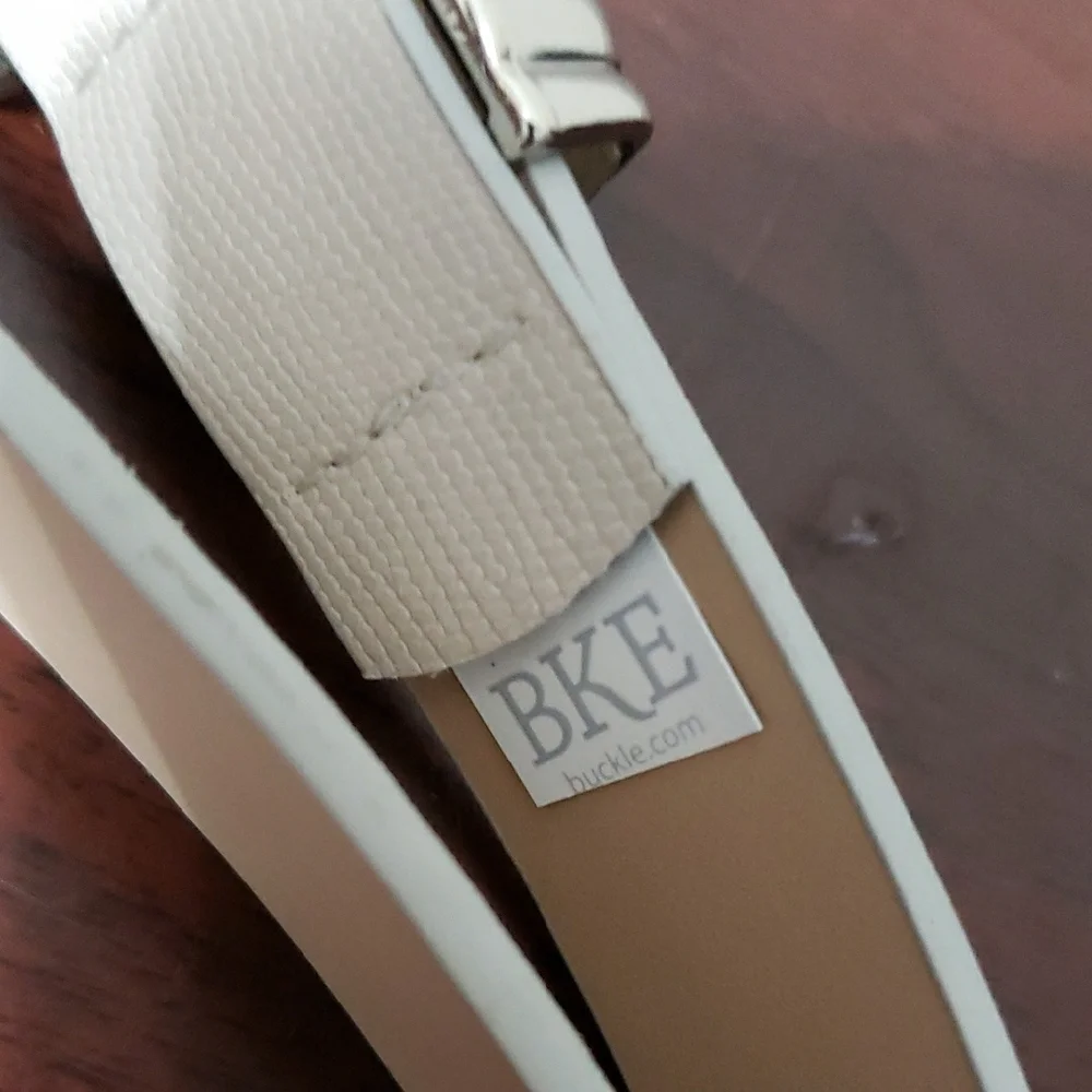 BKE Western Elegant Cream‎ Belt with Silver Buckle